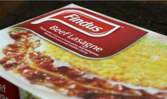 2013-as brit lóhús botránya, például ez a lasagne termék sem a hirdetett marhahúst tartalmazta, hanem lóhúst. A Proof of Origin, azaz származás igazolása, ezeket szépen ki tudná küszöbölni.