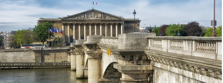 Párizs hídjai : Pont de la Concorde - ez a híd vezet a híred Concorde térre!