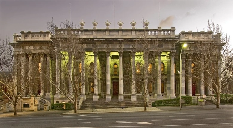 Dél-Ausztrália parlamentje a fővárosban, Adelaide területén!