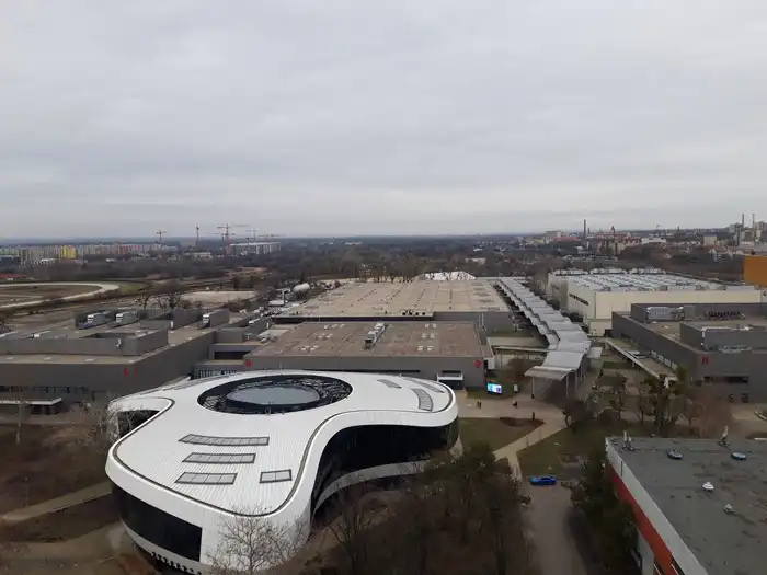 Relaxálásra alkalmas tökéletes panorámaélmény a Hotel Expo tetejéről!