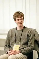 Adam D’Angelo portréja vállalkozás ötletek és inspiráló tech sikertörténet témában